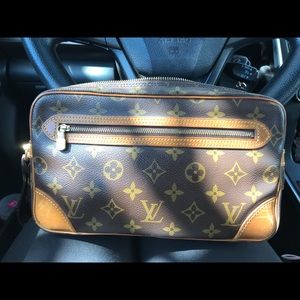 Louis Vuitton Clutch